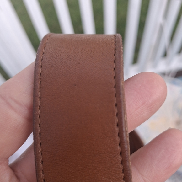 Classic Brown Leather Shoulder Bag with Buckle - Picture 13 of 15